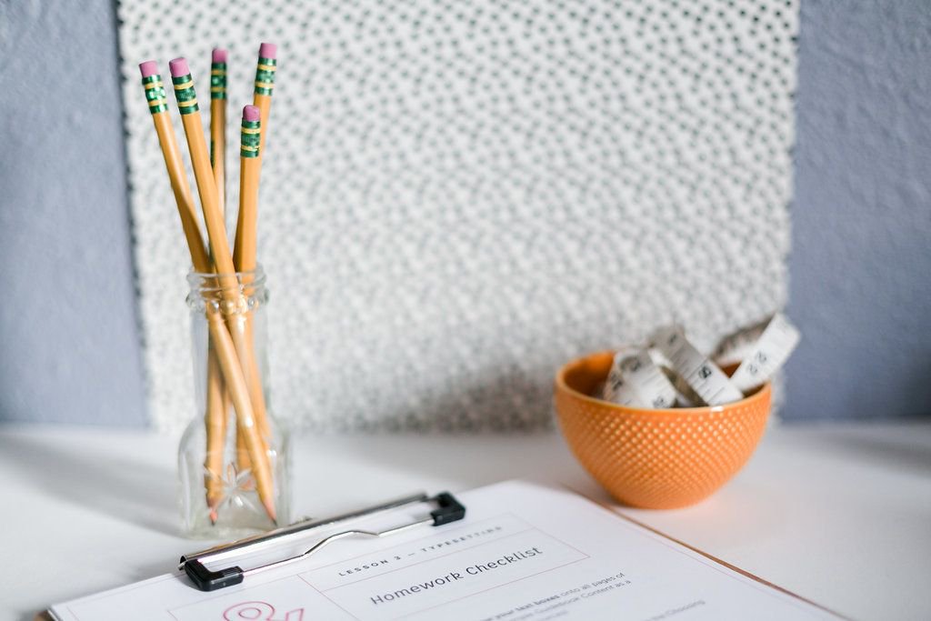 Join me next Tuesday at 11am CST for a live design workshop — I'll be designing a PDF worksheet and coordinating promo image, all from scratch in InDesign. Good timing too, because it's the same day the InDesign Field Guide re-opens! Who else is excited?! buff.ly/2upLBFI