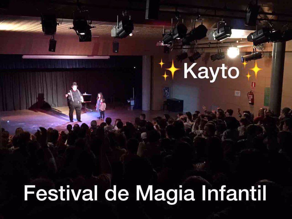 EscuelaAnaT's tweet photo. @ExprimeMadrid ¿Sabes dónde se celebró el 1° Festival de Magia Infantil? Sí, Centro Cultural Federico Chueca #Madrid https://t.co/3PRAlXJMzs