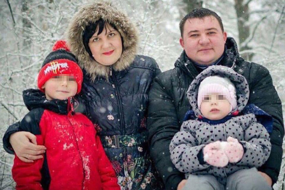 fratria's tweet image. Друзья! Мы решили помочь 11-летнему Сереже, серьезно пострадавшему в пожаре в Кемерово и потерявшему в этой трагедии всю свою семью. 

Присоединяйтесь, поможем ребенку вместе!

Подробности ➡ fratria.ru/news/2018/03/2…