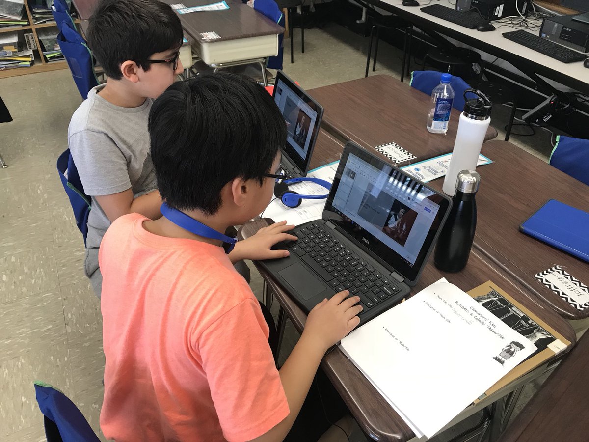 camersons's tweet photo. #camersonskids working together to research colonial jobs! #teamwork #seamanstrength @esundb @Ivysherman https://t.co/ZDAojBCaz0