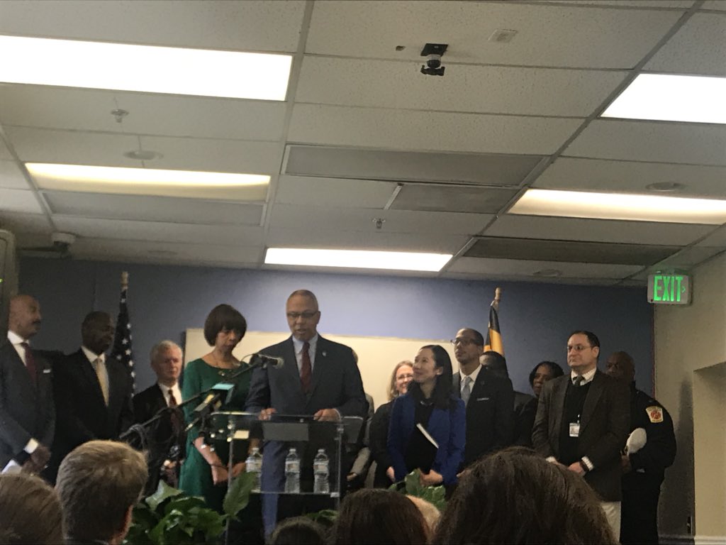BaltimoreFire's tweet photo. We stand in support of @BMore_Healthy @DrLeanaWen new #StabilizationCenter at the Tuerk House. Once open, this 24-hour Center will help those in need of a number of wraparound services. @BHSBaltimore @ChiefNilesRFord https://t.co/xI9ALkpEXw