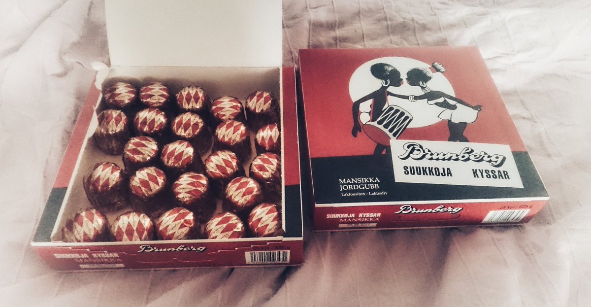 Artsybiatch's tweet photo. Happy easter to me 😎 ❤ 

#Easter #brumberg #chocolate #chocokisses #mentalhealth #depression #anxiety #loneliness #eatingdisordersawarenessweek https://t.co/EDNpuSvX1I