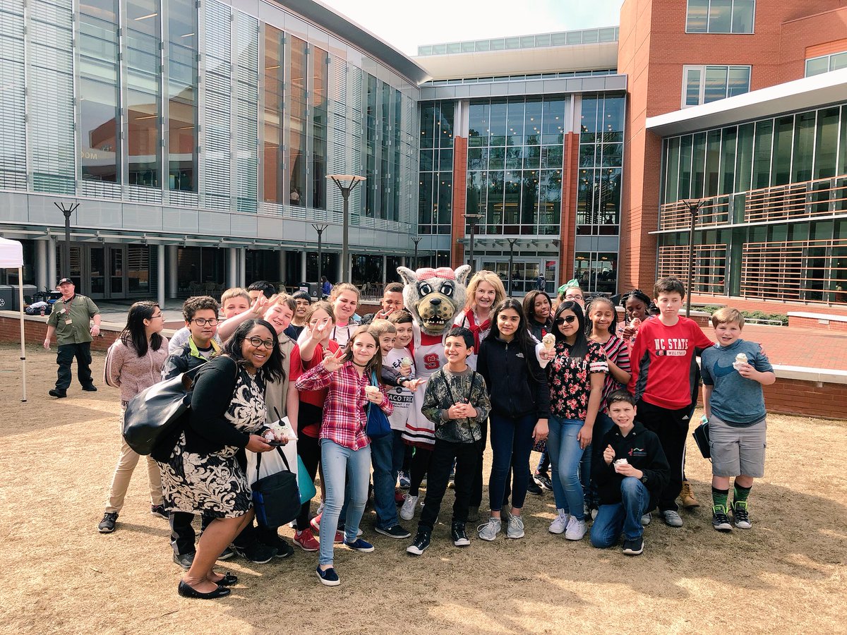 _Lnclay's tweet photo. We are having a blast at @NCState #gopack https://t.co/LzfcdmK8HO