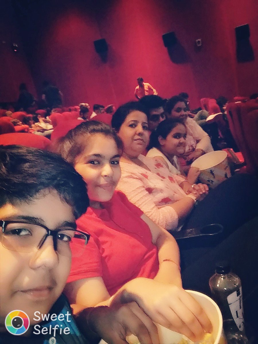 SahibaKamra's tweet photo. wht a movie... big fan... enjoyed the movie a lot a tribute littrly... @diljitdosanjh @SSRangroot hope you see my tweet
🌸🌸💟💟🌸🌸 https://t.co/7pwvXZsS75