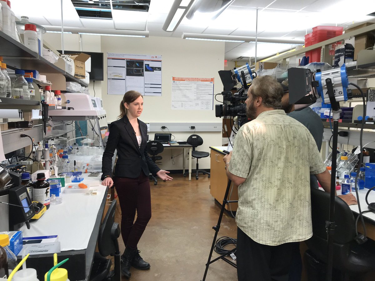 UTSA Newsroom (@utsanewsroom) on Twitter photo #UTSA postdoctoral researcher Andrea Kelley discusses her new Alzheimer’s disease study with <a href="/ChrisDuel/">Chris Duel</a> of <a href="/klrn/">KLRN</a>’s <a href="/SciTechNow/">SciTech Now</a>. #UTSA postdoctoral researcher Andrea Kelley discusses her new Alzheimer’s disease study with <a href="/ChrisDuel/">Chris Duel</a> of <a href="/klrn/">KLRN</a>’s <a href="/SciTechNow/">SciTech Now</a>.