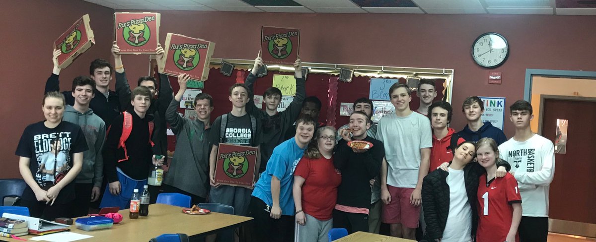 titans4101's tweet photo. Big thanks to @NOHSBasketball for the pizza party!! We appreciate your friendship!! #titanpride https://t.co/vSkSm18xNm