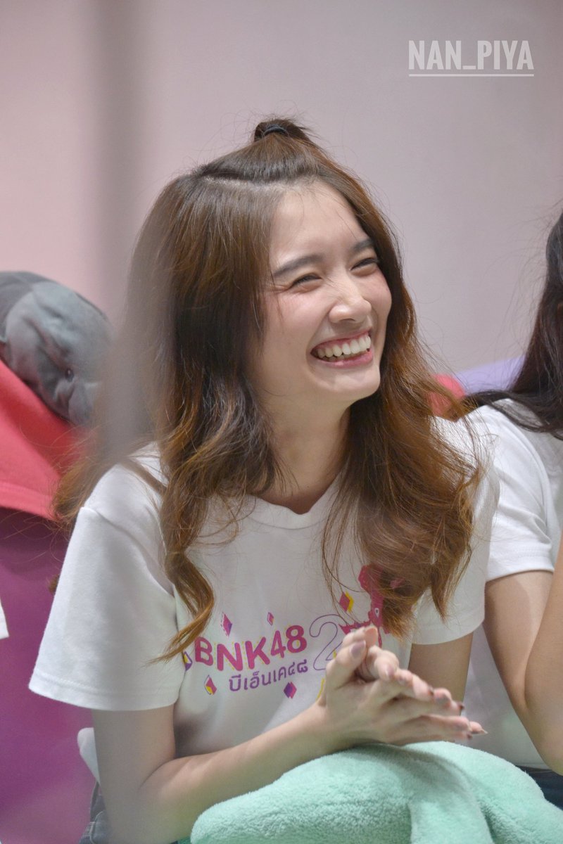 nsysw18's tweet photo. พอดูรวมๆแล้วมีเสน่ห์เหลือเกิน 🙈 #BNK482ndGeneration #88Now https://t.co/Z46ebiR5l8
