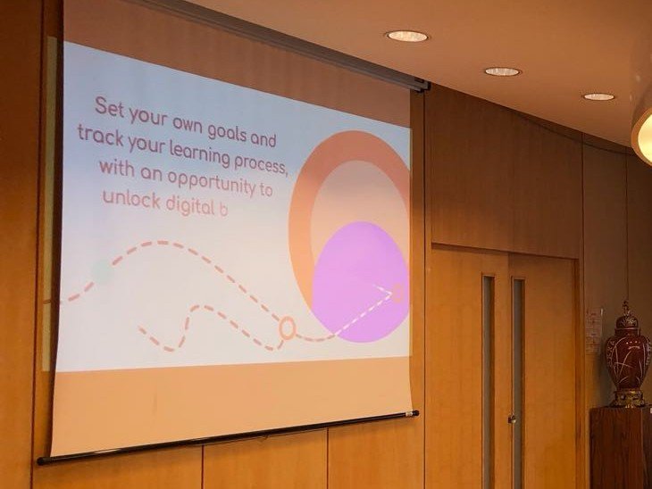 compasseu's tweet photo. Muriel Santoro @expertisefrance &amp; Brian Cochrane @daracreative introducing the research and designing phases that led to the #digitalskills platform soon to be launched along with @SIVECORomania @cooplaimomo #MLW2018 #digcomp #pbl https://t.co/FIBRcYOwBw