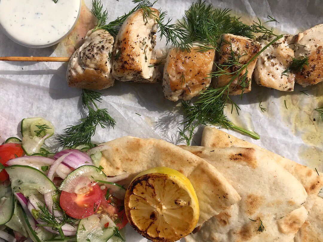 bluetopchamblee's tweet photo. Suns out..Skewers out😎✌️ https://t.co/AIMwRqy25i