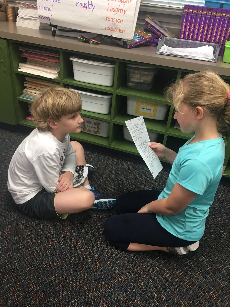 Corbell3rd's tweet photo. #PeerRevising @friscoisd @principalyblood @CorbellElem @NatTech1121 https://t.co/NWm5m2YWAW