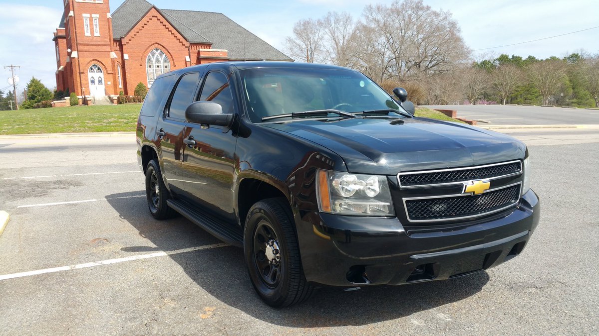 OfficerMorton's tweet photo. #WednesdayWisdom 
Your patrol vehicle is a part of your officer presence.
Keep your vehicle, uniform and equipment clean and maintained. https://t.co/x8KCyP1aWB
