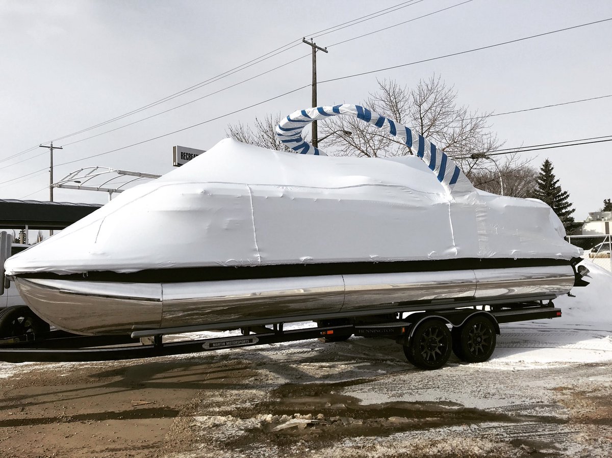 RECPOWERSPORTS_'s tweet photo. Custom @transhield cover done by our team. 😍 This beautiful pontoon will be well protected as it is transported to the new owner! https://t.co/RmUs7Atb3o