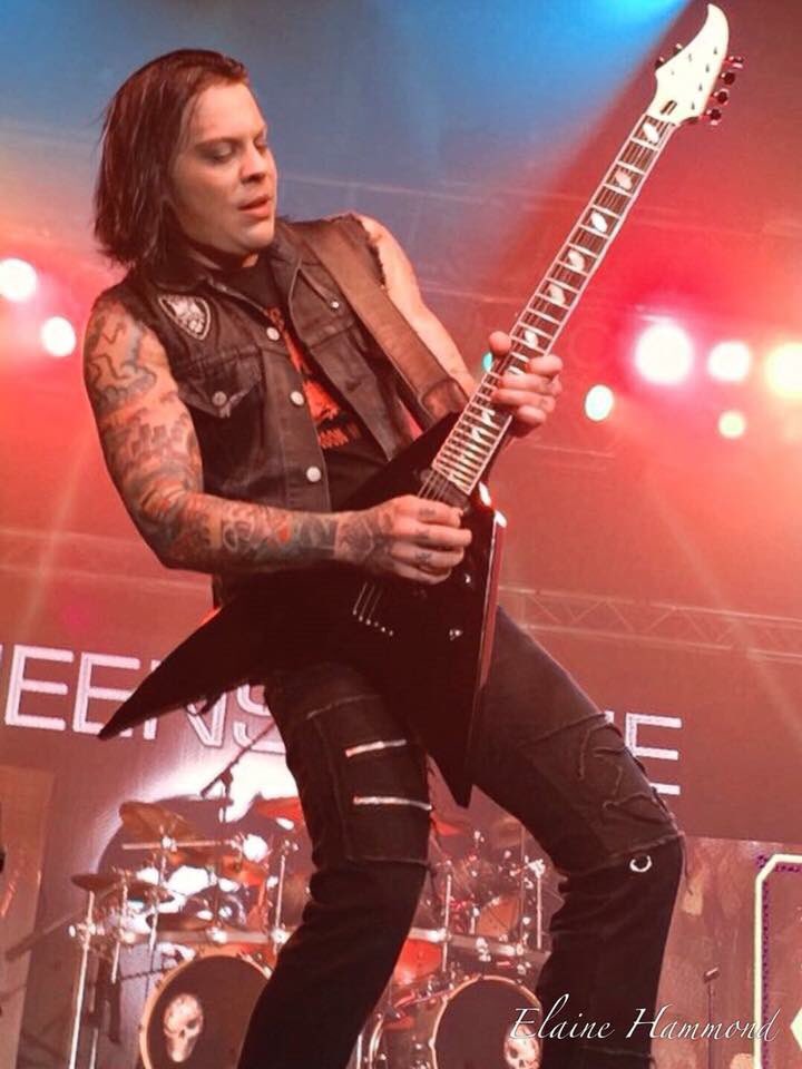 Lainey_H_'s tweet photo. Parker in Kinder Louisiana 2016 #cellshots @queensryche https://t.co/4PgZLugfPm