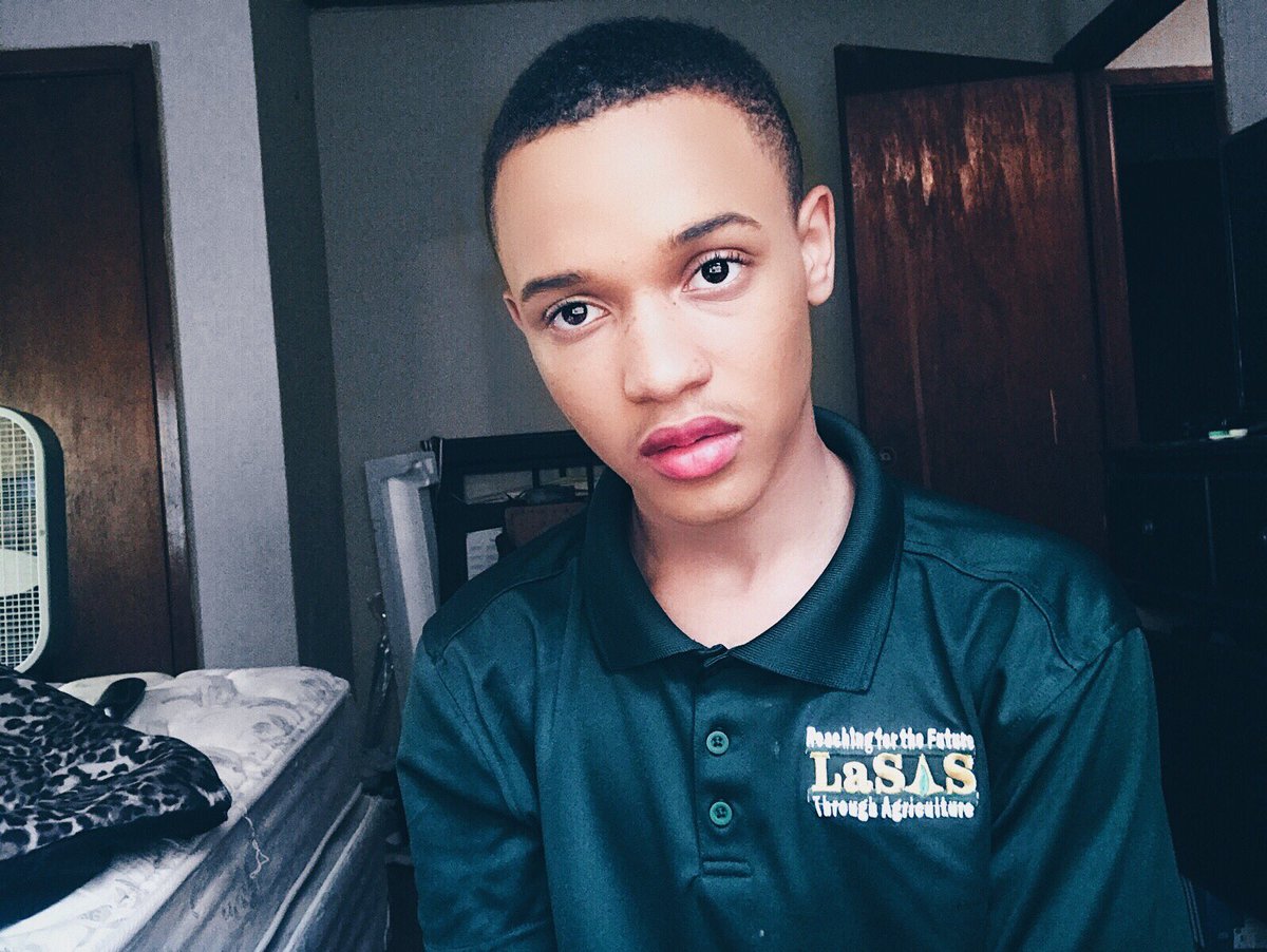 AubreySivan's tweet photo. Introduction video out now!!!! Click on the link in my bio to watch... https://t.co/aIaE6xvm5t