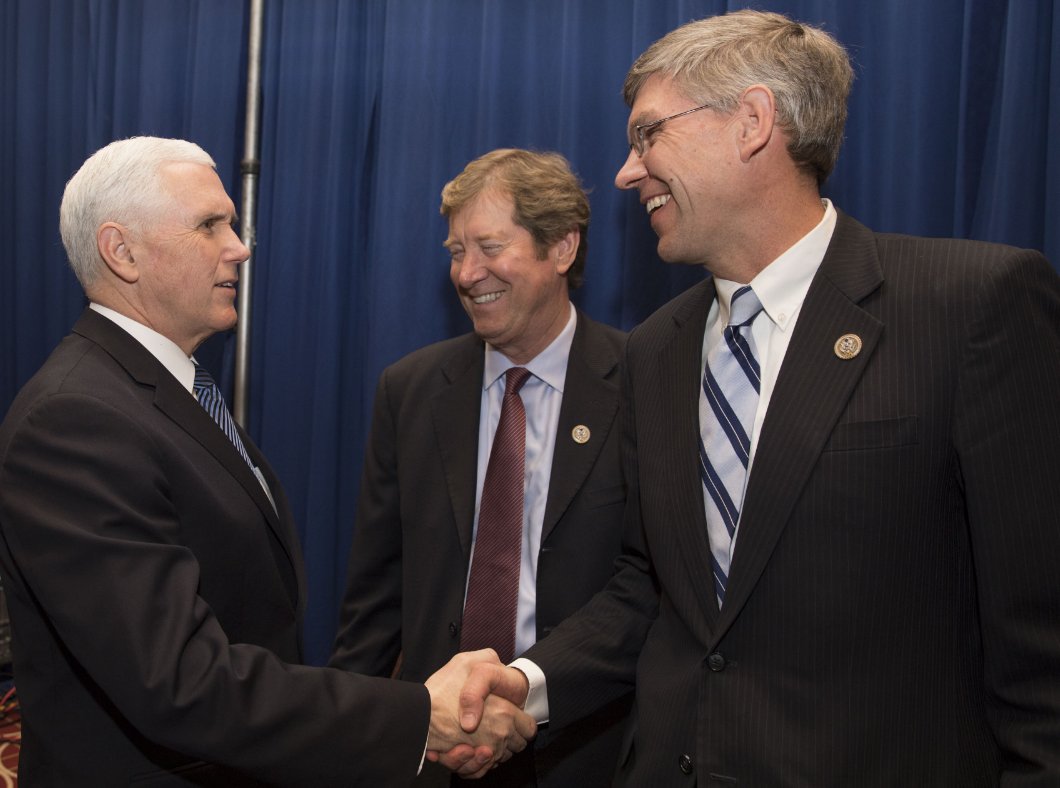 Great to be in Minneapolis today with <a href="/RepErikPaulsen/">Jennifer Dortch</a>, @RepJasonLewis, and @RepTomEmmer talking about how the Trump Tax Cuts are working for Minnesota!