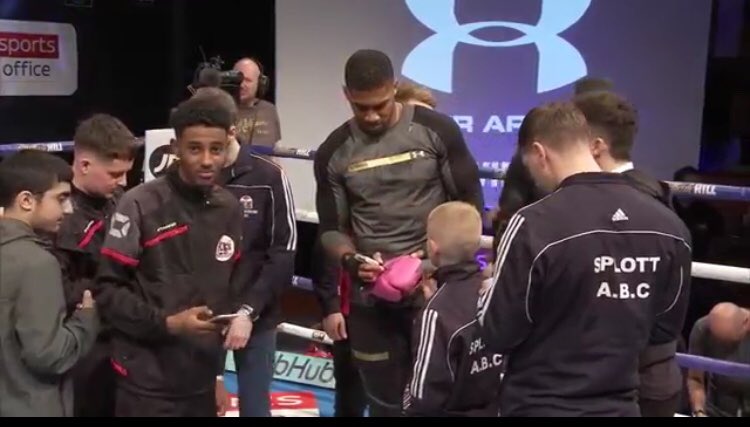 Welsh Boxing | Bocsio Cymru (@welshboxing) on Twitter photo Dreams come true for a new <a href="/WelshBoxing/">Welsh Boxing | Bocsio Cymru</a> generation. A monumental thanks to <a href="/MatchroomBoxing/">Matchroom Boxing</a> & of course @anthonyfjoshua 🥊🏴🥊🏴 Dreams come true for a new <a href="/WelshBoxing/">Welsh Boxing | Bocsio Cymru</a> generation. A monumental thanks to <a href="/MatchroomBoxing/">Matchroom Boxing</a> & of course @anthonyfjoshua 🥊🏴🥊🏴