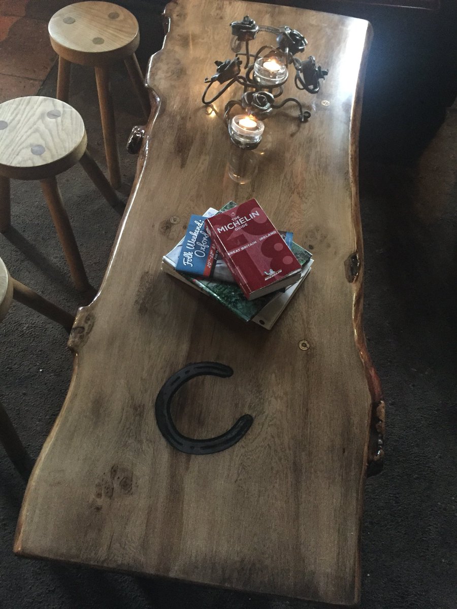 Nuttreeinn's tweet image. Fantastic new coffee table from @NJFshopfitting 
Pop in to have a look- it is a work of art! 😍😍😍