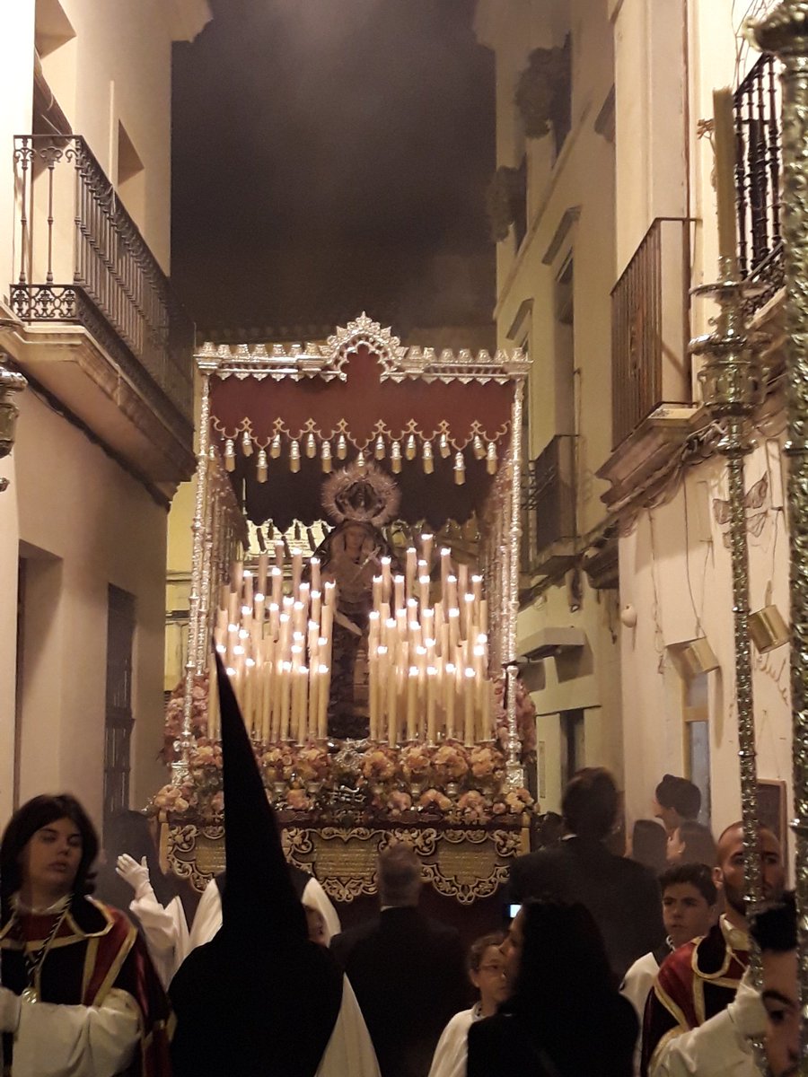 Jesus72211057's tweet photo. @elperdoncordoba pasando por Conde de Cardenaz @pasionencordoba @EntrevaralesCOR @CirineoCordoba @PortalCofrade @CordobaCofrade6 #SSantaCordoba18 https://t.co/GloQfUIt6E