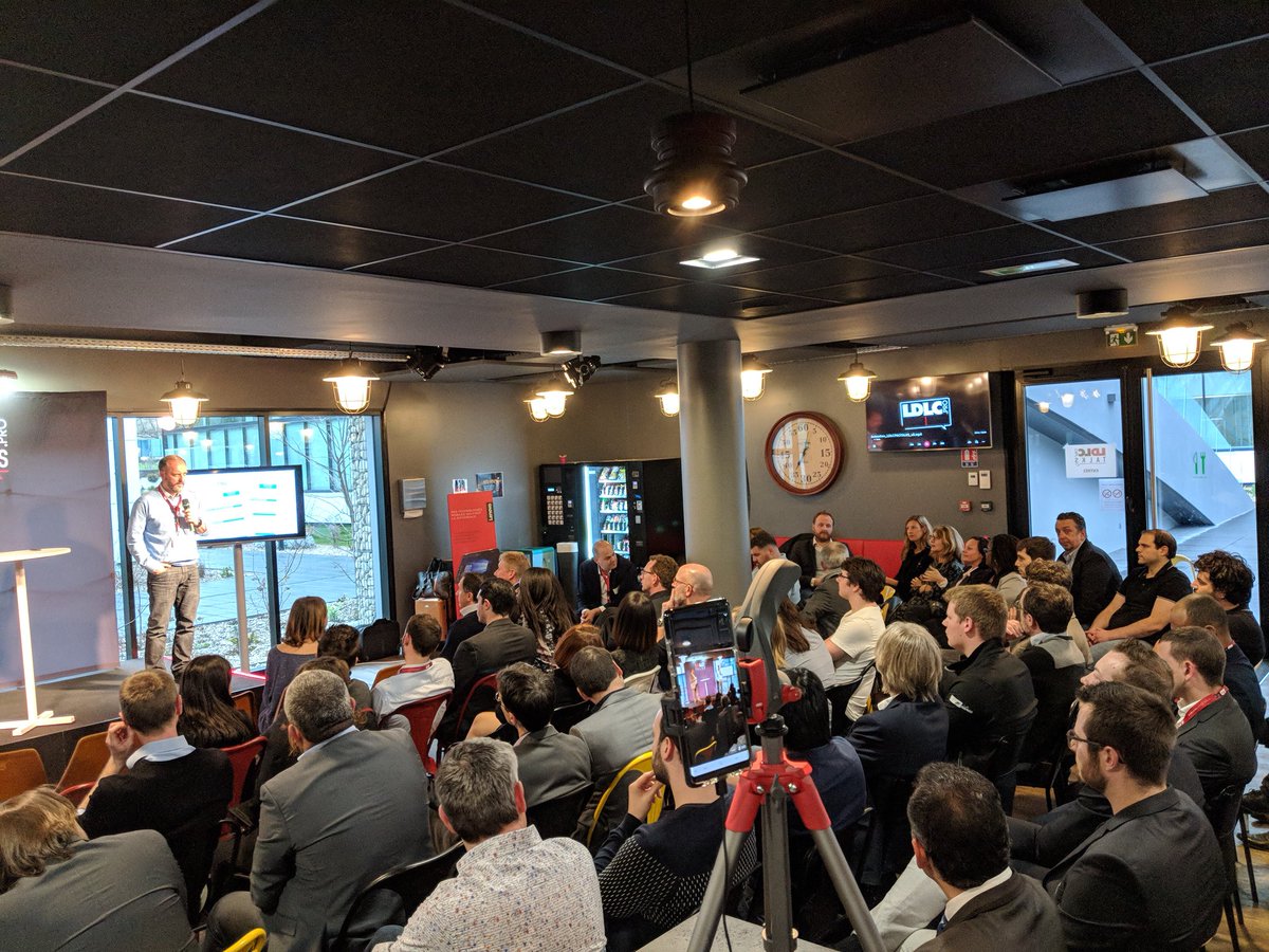LDLC_pro's tweet photo. Beaucoup de monde pour ce second #LDLCProTalk #RGPD https://t.co/zpwpS3qrHs