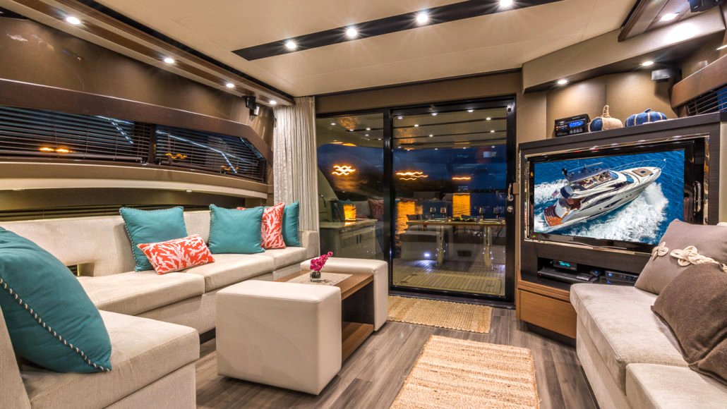LotsofYachts1's tweet photo. Cruise the beautiful waters of South Florida this Easter on a private yacht. The Sanctuary can host up to 13 guests for a great day on the water with family and friends. #Easter #Easter2018 #yacht #yachting #LotsofYachts #LotsofSpots https://t.co/SwkWFWWq8j
