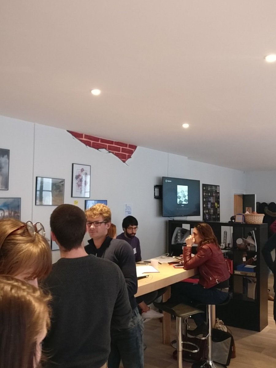 OMTStudio's tweet image. On se prépare pour notre deuxième event User Speed Meeting ...
#omts #usertest #paris #event #ux