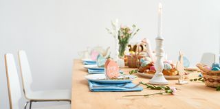 Handy's tweet image. We are dedicated to keeping your home clean and @housebeautiful will help you stay above the clutter #HBBigDeclutter buff.ly/2IuINtY