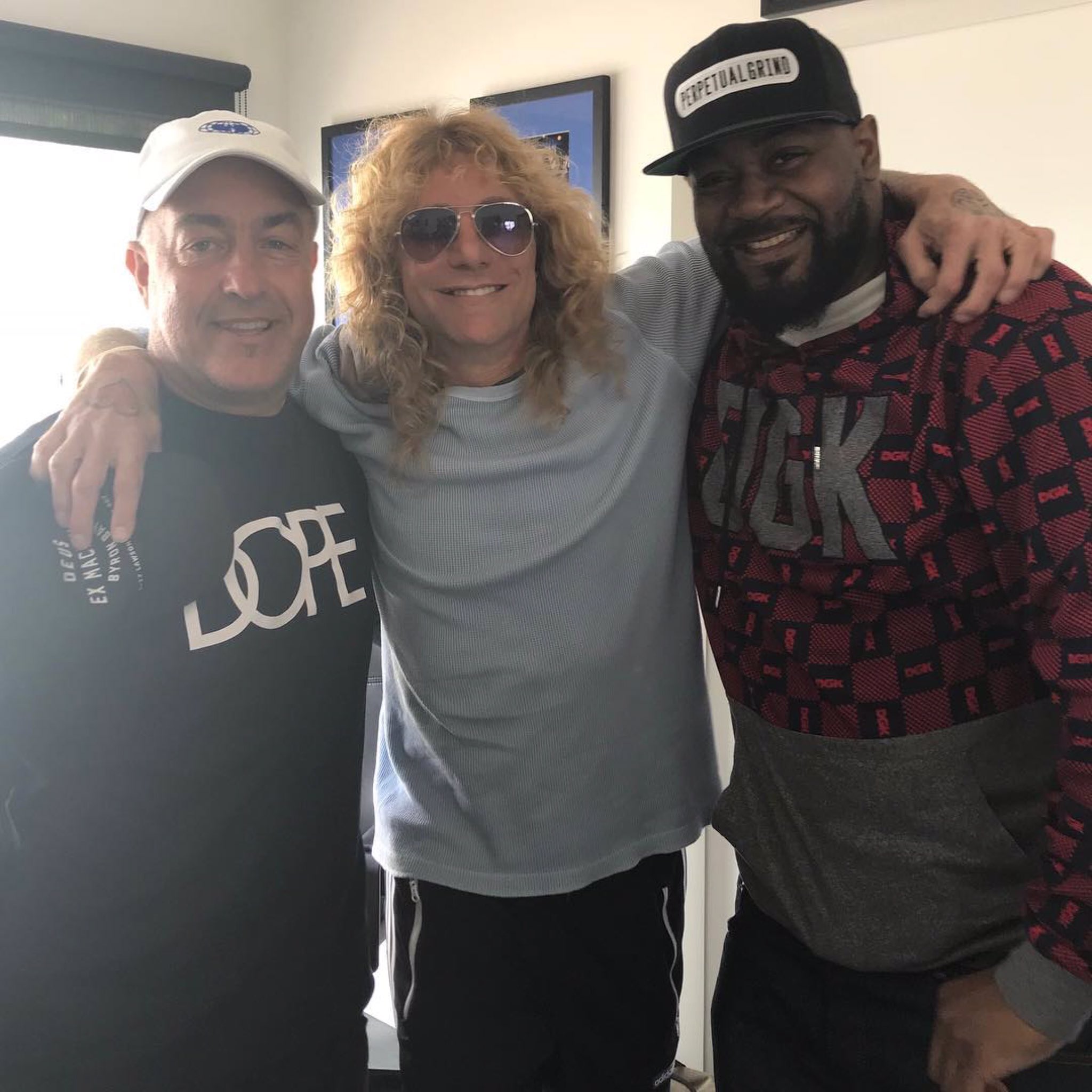 DZZGCR8VwAEEeJb.jpg:large