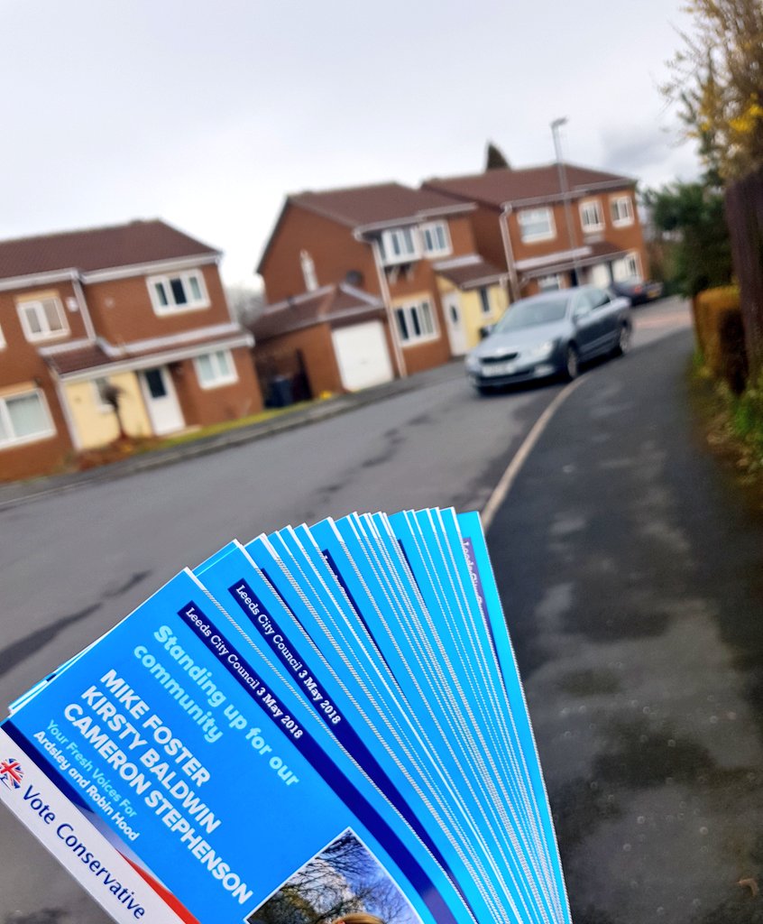 Leafletting in rain, hail and shine today in #Ardsley & #RobinHood! 

 Remember- 3 votes, 3rd of May! #LeedsCityCouncil #LocalElection #ToryCanvass