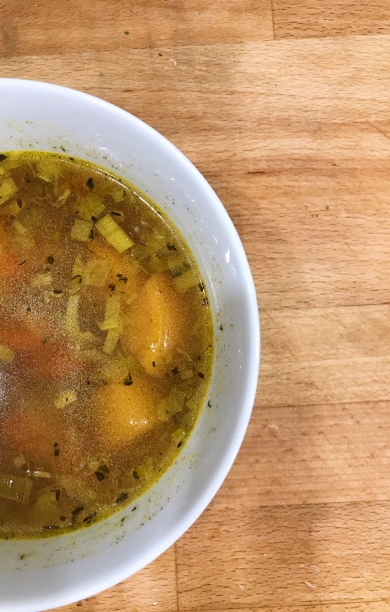 Rustic Winter Vegetable is on today, paired with a scone or biscuit and it’ll tickle your fancy! 

Big Kahuna Lunch: 
• Pulled Pork | Rice | Roasted Corn | Organic Black Beans | Tortilla Chips | topped with Cheese and a side of Sour Cream!