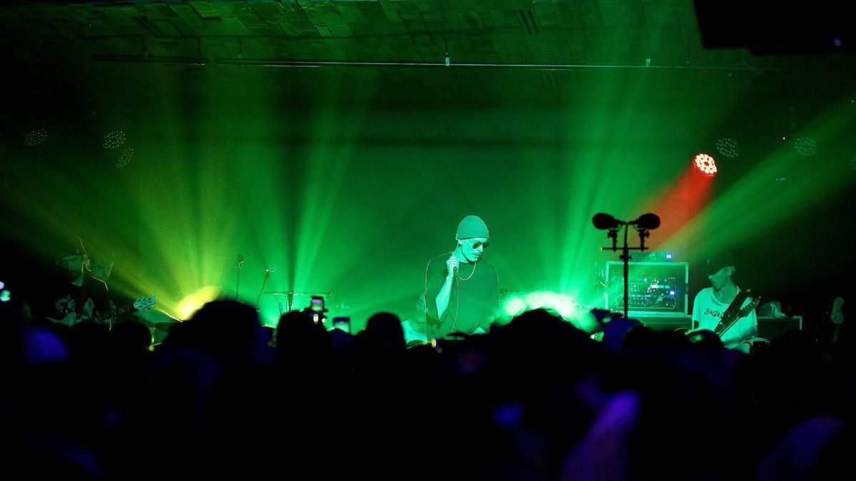 .<a href="/BoathouseLive/">Boathouse Live</a> owner Sean Pepe, Carlyle Bland of Downtown Hampton talk about the Peninsula music scene dlypr.es/2urZIKG