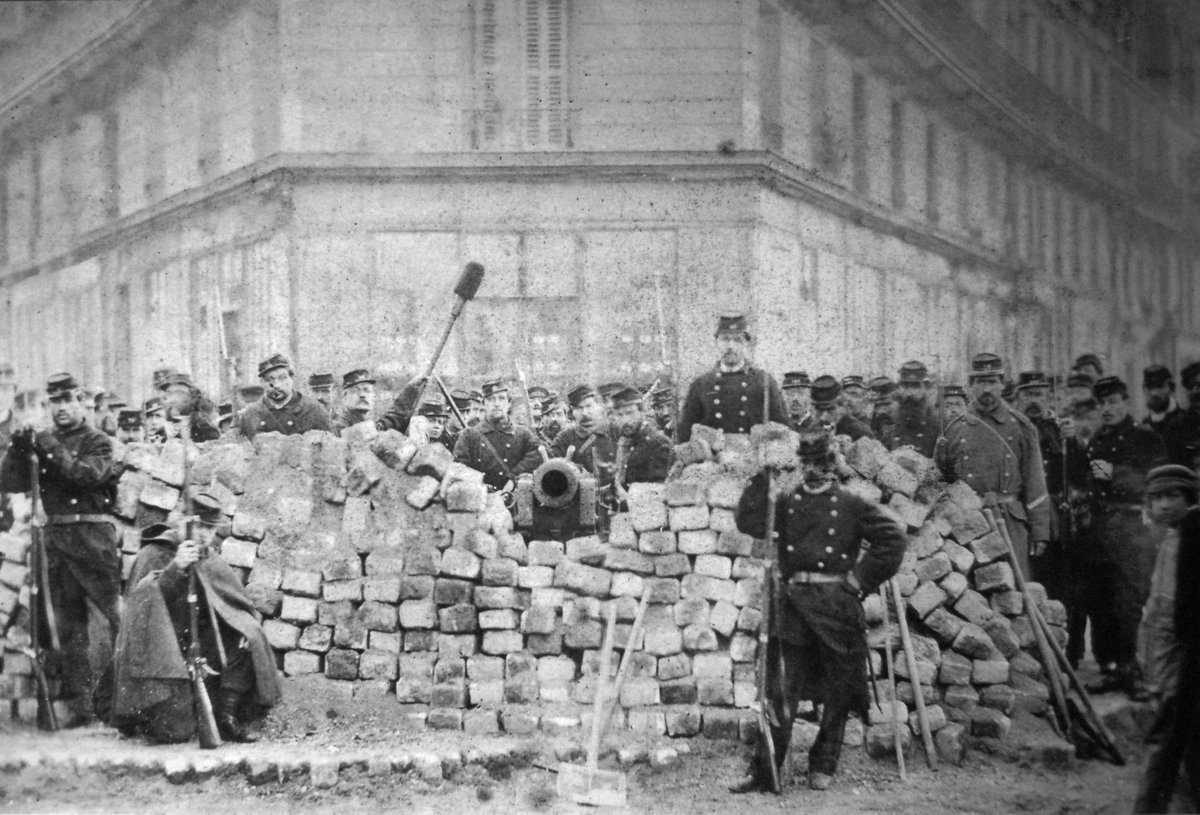 telesurenglish's tweet image. On this day in 1871, the workers of Paris “stormed heaven,” as Karl Marx described it, and established the Paris Commune, a socialist and revolutionary government which ruled the French capital from March 28 until May 28, 1871.
Long live the Paris Commune!