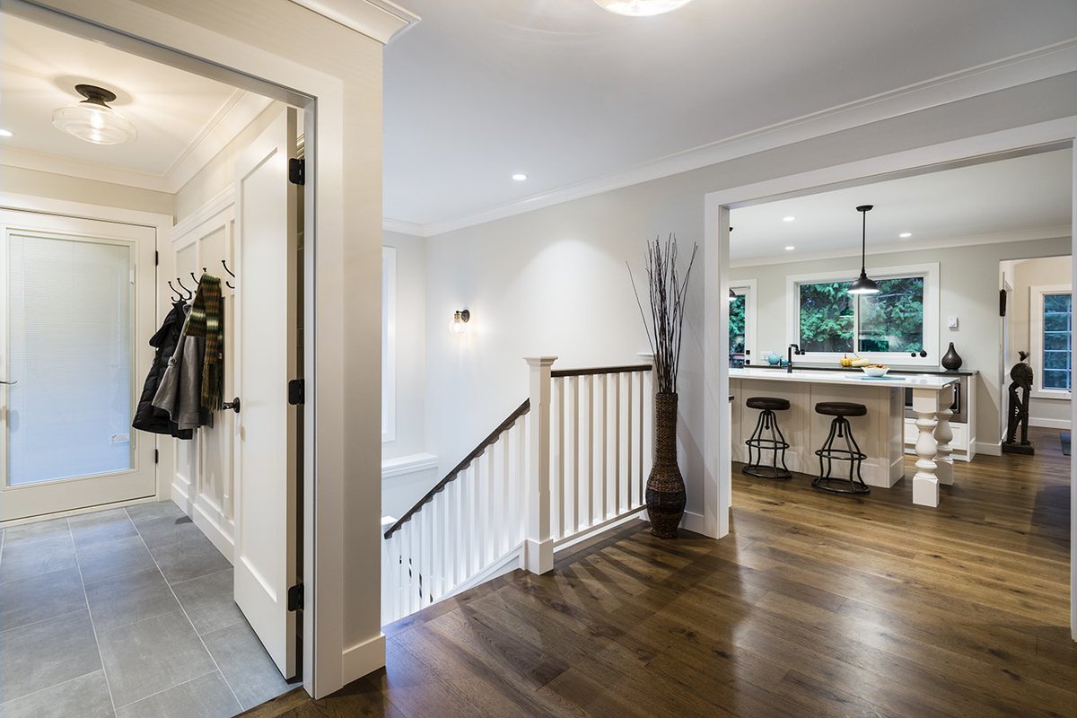 HavanOfficial's tweet photo. Finalist: Best Reno Under $200K. A cozy, inviting family home with touches of industrial finishing flare courtesy of #PSLConstruction and @s_gallop. For full gallery: https://t.co/pYtpcx1BiH #GVHBAOvations @BlackPressMedia https://t.co/ofKpV1bzTo