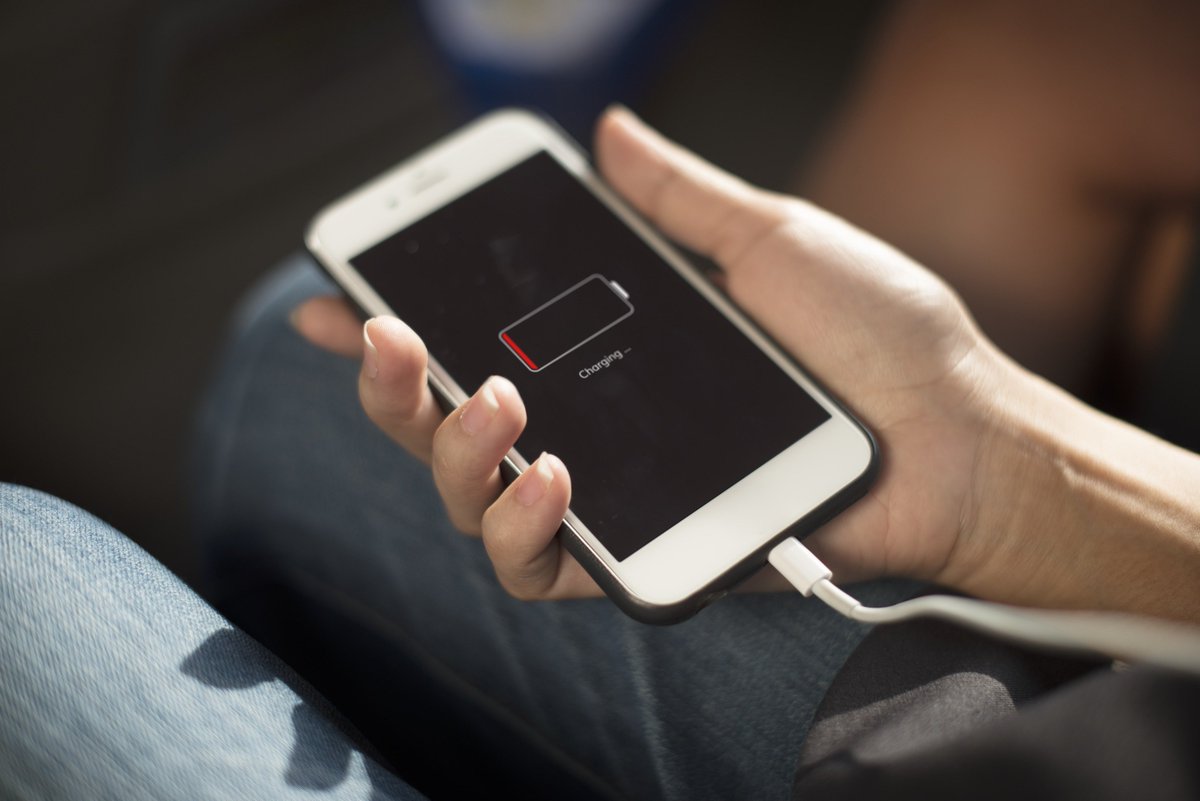 MYBAT Cell Phone Accessories on Twitter: &quot;⚡ Power up in a flash with these  quick #batterychargers for your smartphones! Click to see our top picks.  #wholesale #phonecharger #android #iPhone https://t.co/dg7lxMDn3X…  https://t.co/SdM7sX35LI&quot;