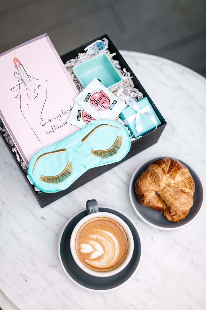 JustHitSendGfts's tweet photo. You’re not dreaming, our “Tiffanys Nightstand” gift is real and will scare away any mean reds! Share &amp; tag an Audrey fan! #justhitsend #giftsforher https://t.co/00NmAx8SAk