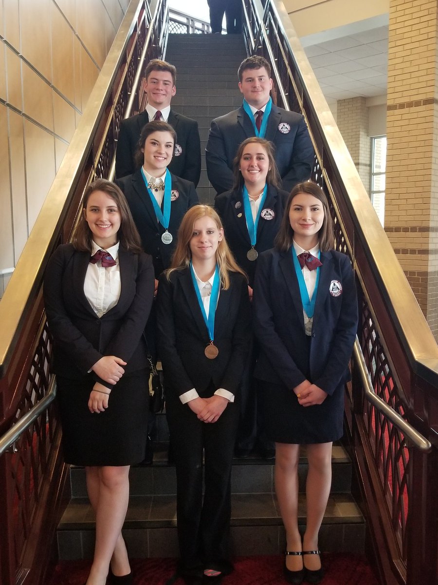 SHHS_HOSA_TN's tweet photo. Congratulations to all that competed congratulations to all who placed! @tnhosa #TNHOSASLC18 @SpringHillHS1 @MCPSCTE https://t.co/66BIfZlP3J