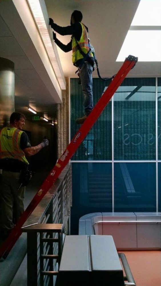 littlegiant's tweet photo. NOPE this is not how you use a ladder. Absolutely everything about this person's set-up and use is wrong.
Be smart, be safe, and above all, practice ladder safety so you don't end up in the hospital #BreakTheStatistic #LadderSafetyMonth
@American_Ladder @LadderMonth https://t.co/L26fTI50DA