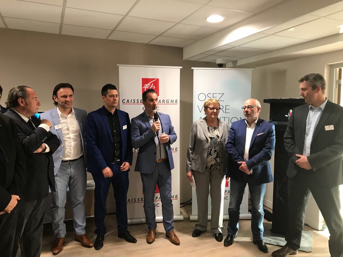 CE_CEPAC's tweet photo. 🎊Inauguration de l'#AgenceCollaborative de la Ciotat par @SebDidier13, Merci à nos clients, partenaires et Mme Arlette Salvo représentant la mairie de la Ciotat pour leur présence ce soir ☀️ https://t.co/sJ6ADI1IFr