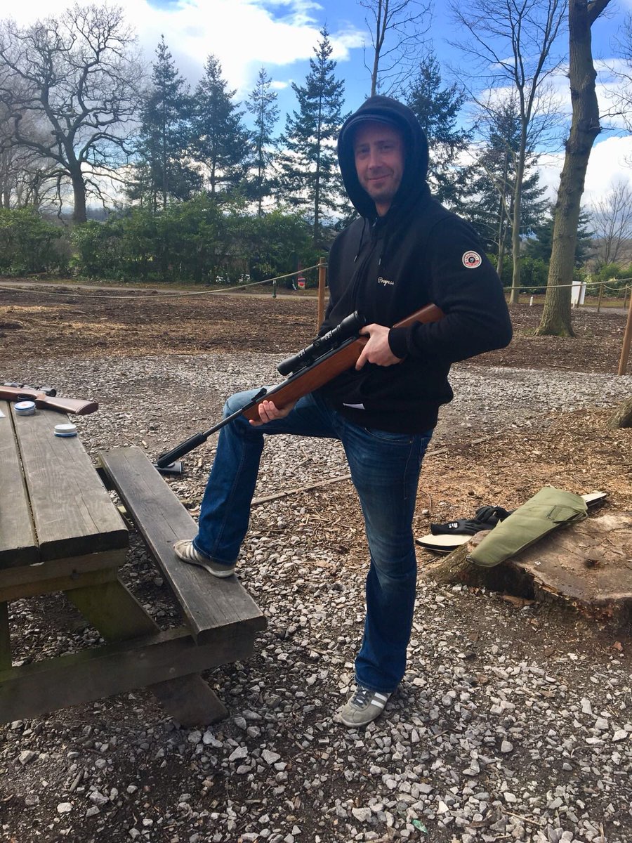 TheFightOilCo's tweet photo. Wot! No bjj?! Very rarely i have a break from training and making massage oils! #shooting #targetpractice #countrybreak #hotel #spring #targetpractice https://t.co/1lItxYiUtH