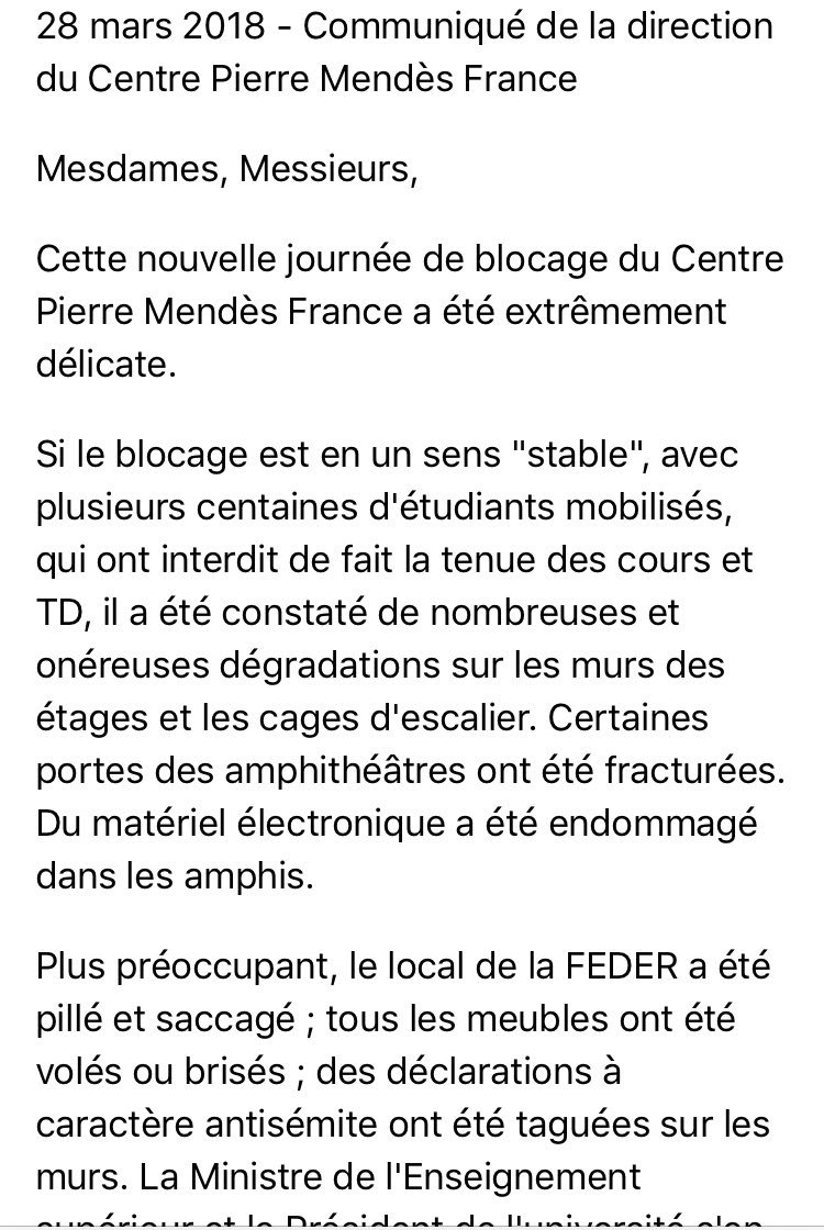 Journée qui finit tristement à <a href="/SorbonneParis1/">Université Paris 1 Panthéon-Sorbonne</a> ... Est-ce utile, bande d’abrutis, d’abîmer l’instrument de travail des autres? 😡