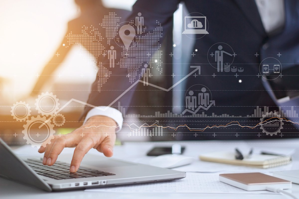 firstadvantage's tweet photo. CEO @scottstaples5 weighs in on how #machinelearning #artificialintelligence and #processautomation are leading the way for #HRTech – AND for @firstadvantage https://t.co/8id398zz9l #thoughtleadership #ai #rpa https://t.co/lSGY2ccduw