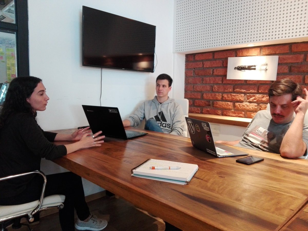 embarcavc's tweet photo. Mentoria sobre marketing y comunicación con @nachocastro para #kindapp en @CampusOlegario @EmbarcaMza https://t.co/yC7CuV7ewR
