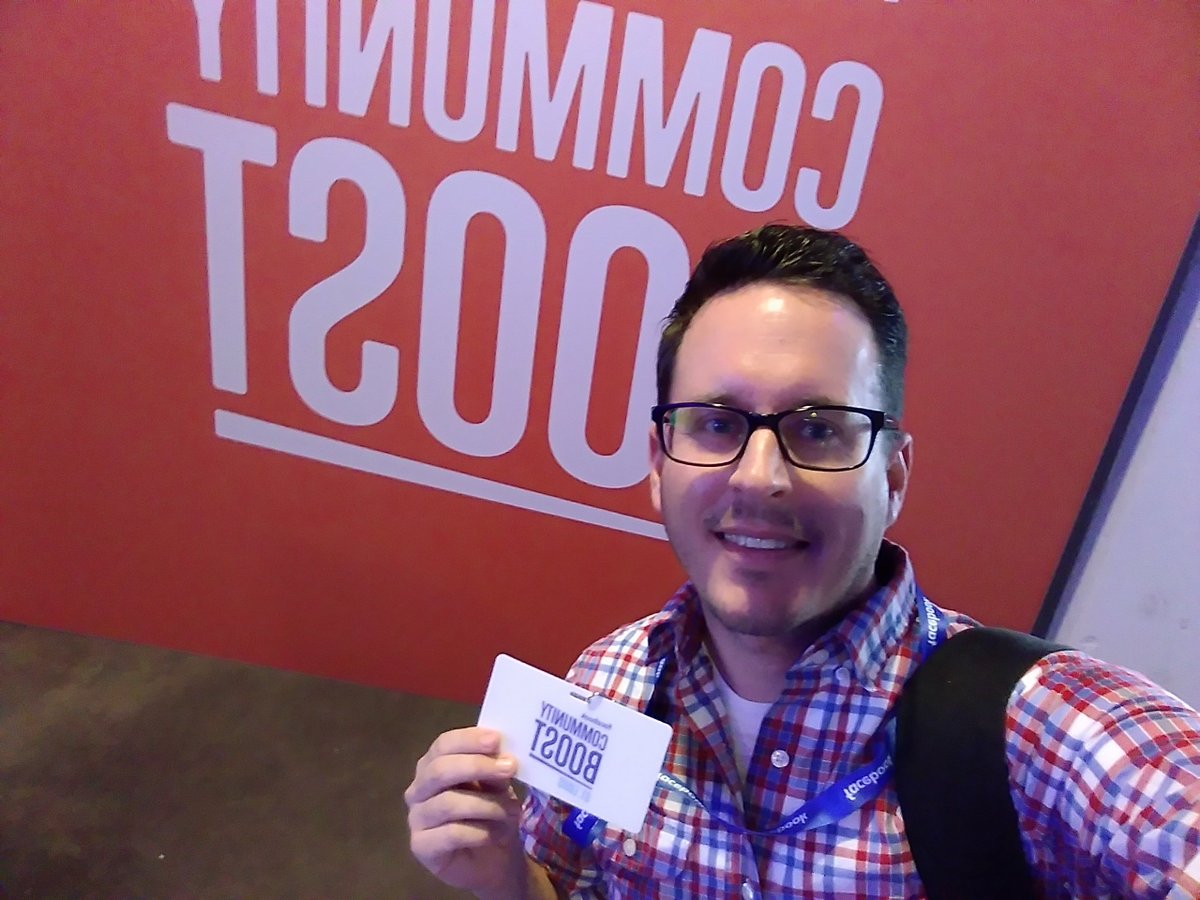 moneymanagement's tweet image. Growing our community and changing lives through empowered financial choices on social media! Our own @repaydebt at the debut of @facebook #communityboost in #StLouis.