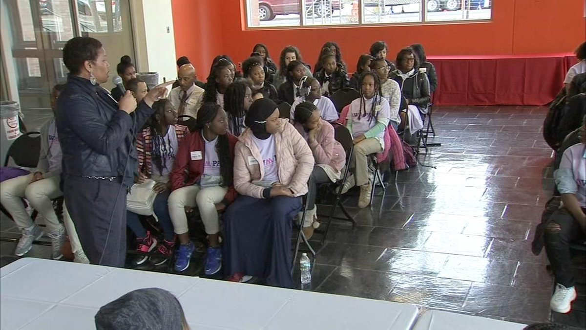 MillionWMentors's tweet photo. #MWMentors- Pennsylvania hosts 1st statewide Girls in #IT & #STEM careers event at @TempleUniv! via @6abc. #MWMPA #WomenInSTEM #GirlsInSTEM https://t.co/eTNt3N62tb https://t.co/BQCMhD4iLd