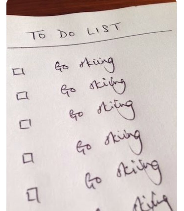 King_Ed_Sport's tweet image. ARGHH!!! 😆 Who’s excited for skiing?!? 3 days to go!!! 🎿⛷#letspack #KEVIskiers #TEAMKEVI #reallyexcited #snowsnowsnow ❄️☃️