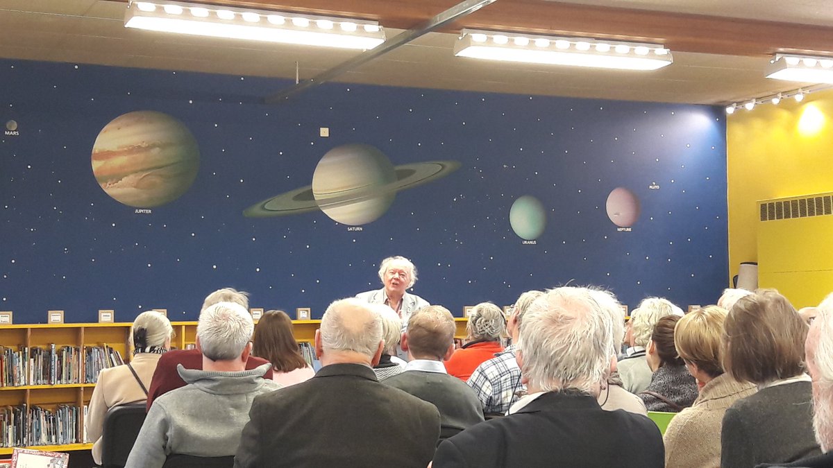 dubcilib's tweet photo. Great point made by prof Titley to his students...forget the best sellers, read differently to develop critical thinking skills ...too much of the same thing is not good for us..dearcadh difriuil are I gceist..taithi forleathan a leiriu anocht i leabharlann Rath Eanaigh #bliain https://t.co/Hj6E2uOZYY