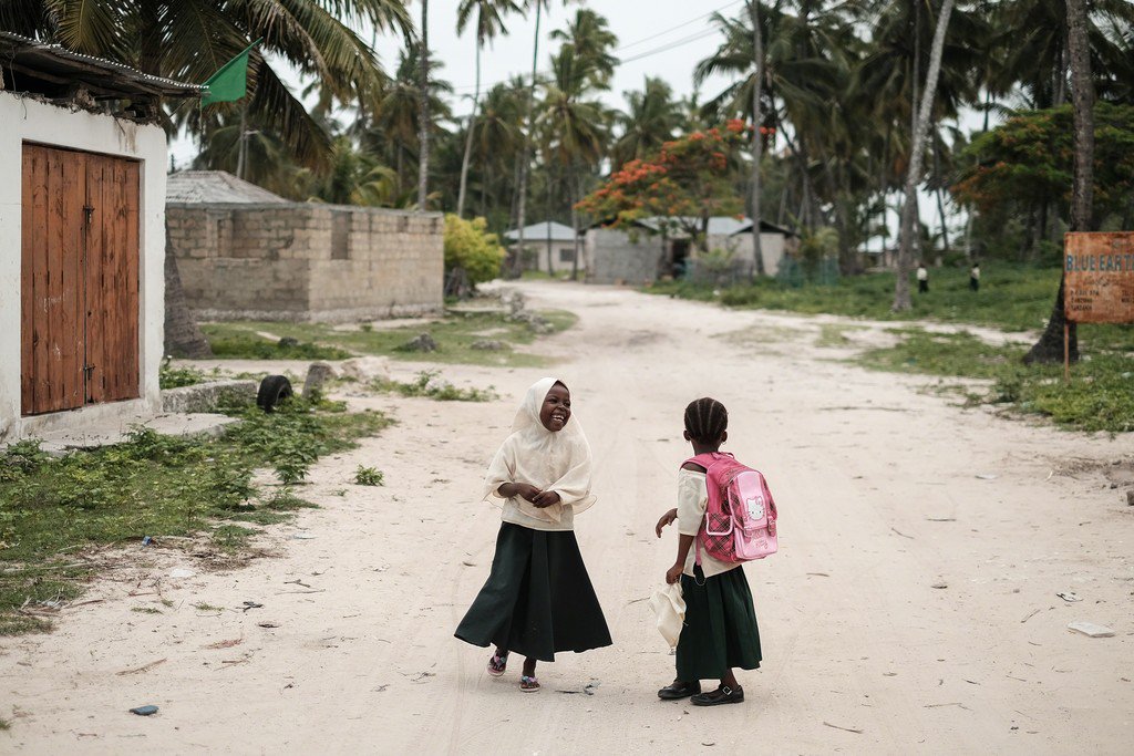Rebecca Crook, Primary school students walk home for lunch in Jambiani, Zanzibar Island, 2016