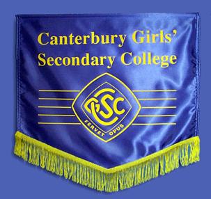 #custommade Football club merchandise available <a href="/thebadgemanltd/">Thebadgemanltd</a> including #pinbadges #medals #trophys #scarfs #wristbands #pennants &amp; #tshirts etc 
LOW MINIMUM ORDERS, WE GUARANTEE TO BEAT ANY PRICE &amp; EXCLUSIVE 
thebadgemanltd.co.uk