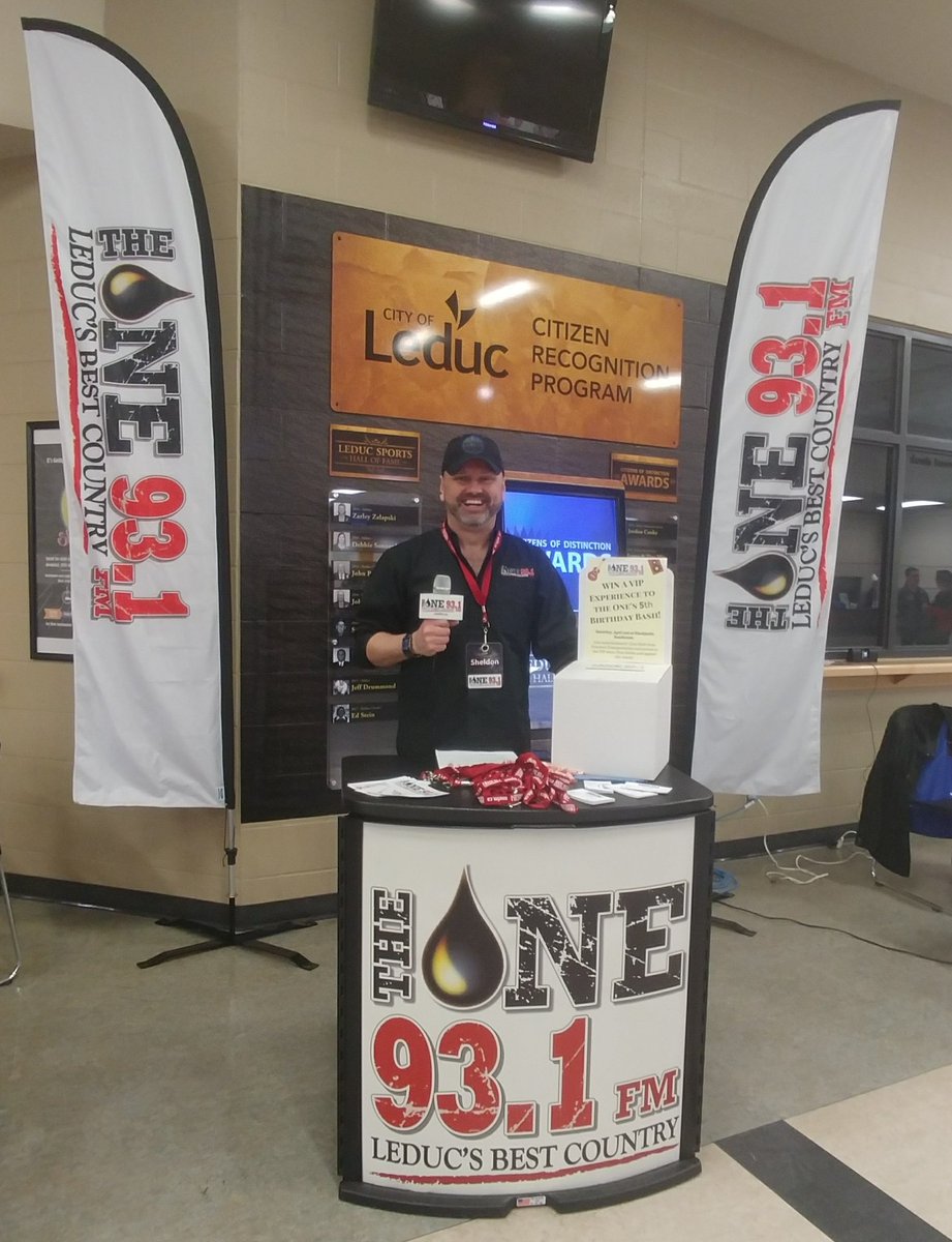 931TheOne's tweet photo. Come to the LRC for the 2018 Curl For Canada Championships. #OneMornings #CMDCC2018 #leduccurlingclub #cucc2018 #cwcc2018 #cccc2018 @sbutton72 @TheOneMegs https://t.co/YVhIcEh5X4