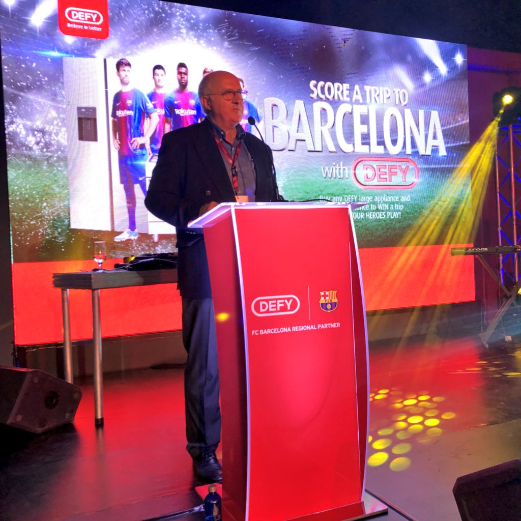 Defy_SA's tweet photo. Our Head of Sales, Richard Bunting wraps up the evening with a vote of thanks for joining us in celebrating DEFY's collaboration with @FCBarcelona & the showcase of exciting products to come. “This is only the start of greater things to come." #DEFYxFCB https://t.co/Uu0LeQv13k