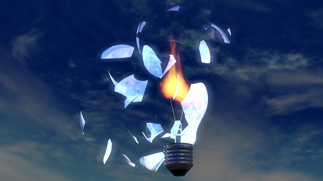 IIoT_World's tweet photo. Changing a Lightbulb with a Hammer: #PredictiveAnalytics with #MachineLearning @ItsClockwork https://t.co/CqpdwavuoX
#ML #PredictiveMaintenance #IIoT #Industry40 #bigdata #MWC18 #DigitalTransformation #DataScience #MWC2018 
@Ronald_vanLoon @KirkDBorne @IBMAnalytics https://t.co/BvEXJGzxpx